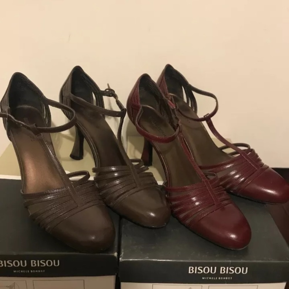 Bisou Bisou shoes heels straps 9 set of 2